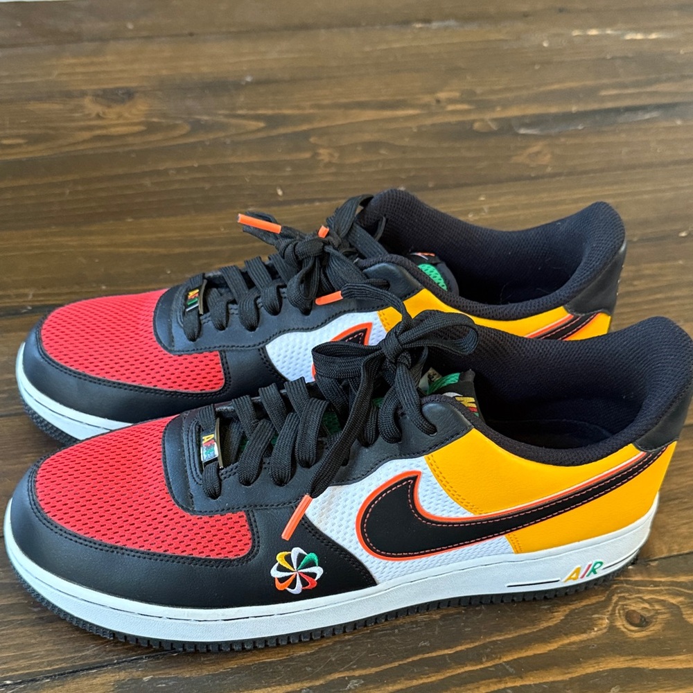 Nike Air Force 1 Sunburst Size 11.5